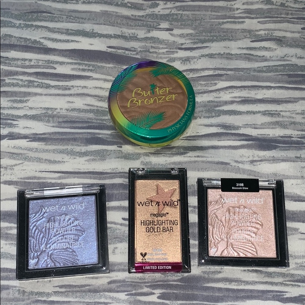 Bronzer and highlighters - Picture 2 of 2